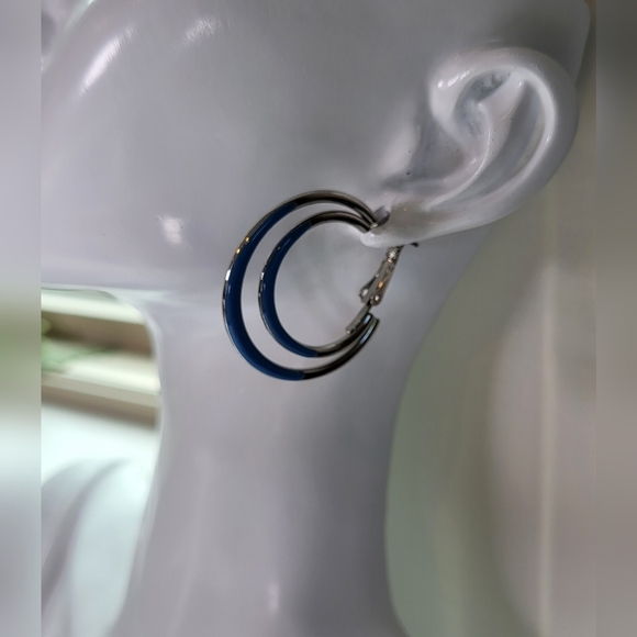 Periwinkle Blue and Silver Hoop Earrings / Pierced - Picture 3 of 5